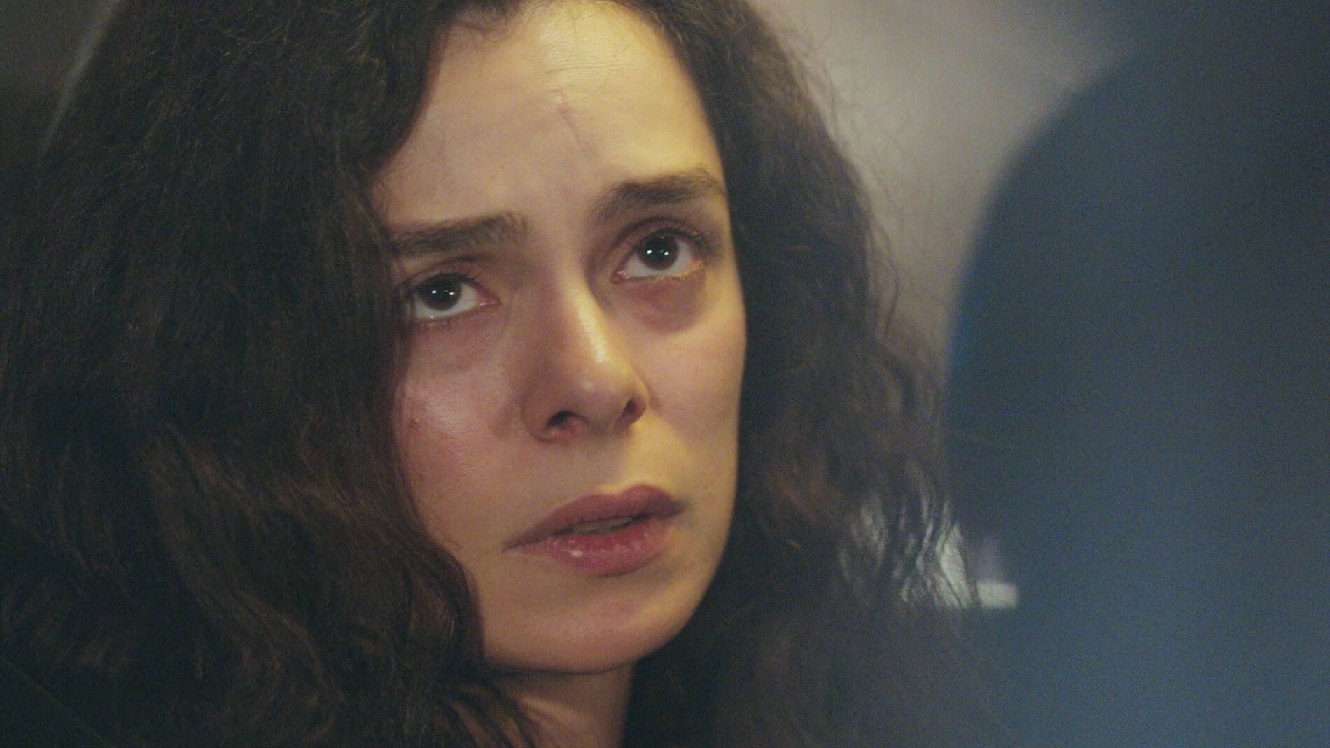 Avance de ‘Mujer’: ¿Descubre Bahar que Sarp está a su lado? Su vida, a punto de cambiar para siempre 