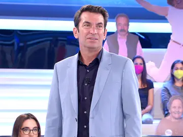 La profunda decepción de Arturo Valls con un espectador de '¡Ahora caigo!': "¡Qué asco!" La profunda decepción de Arturo Valls con un espectador de '¡Ahora caigo!': "¡Qué asco!"