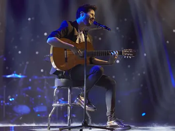 Juan José Alba canta ‘Sólo luz’ en la Fase Final de ‘La Voz’ Juan José Alba canta ‘Sólo luz’ en la Fase Final de ‘La Voz’