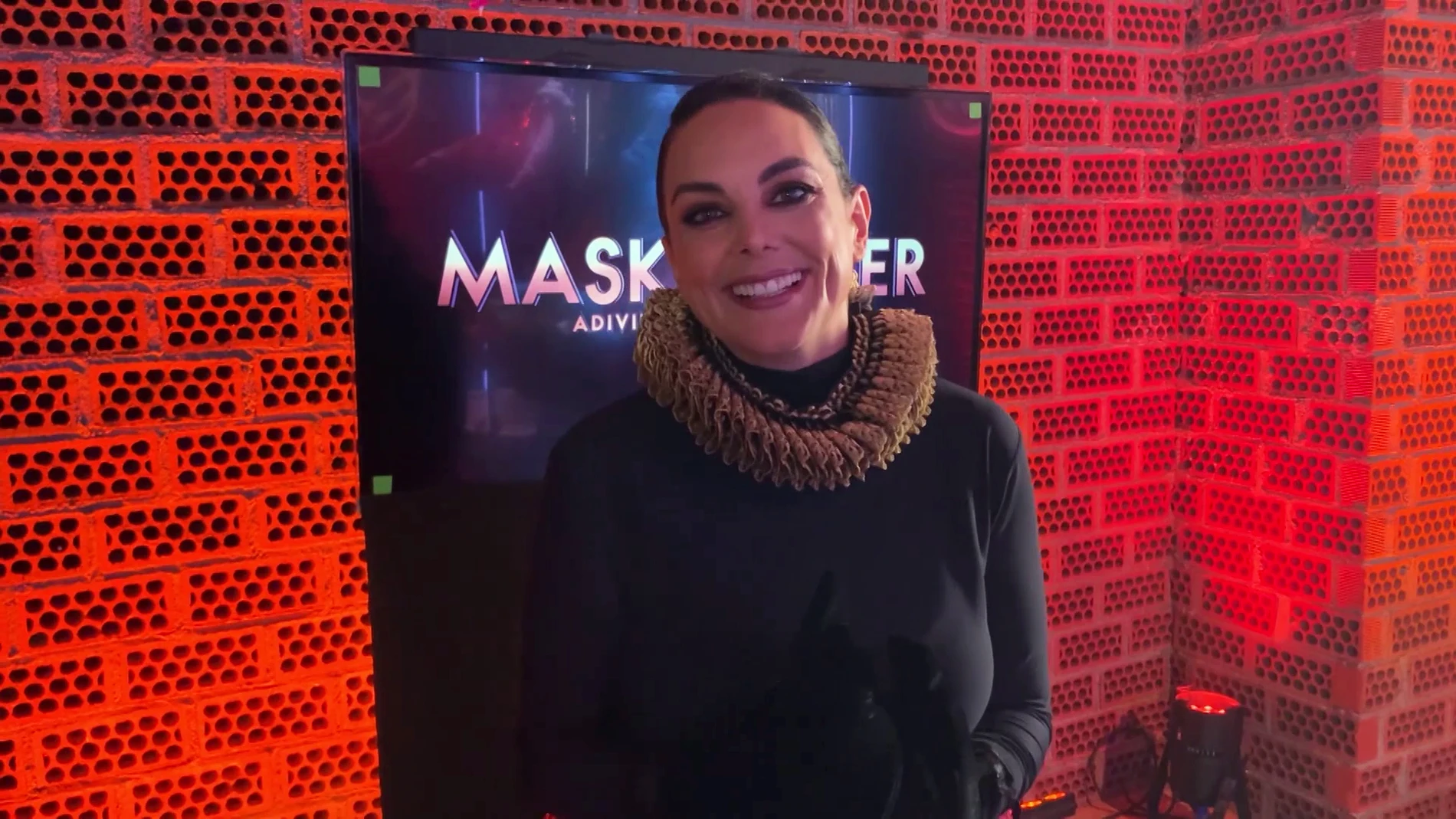 La primera reacción de Mónica Carrillo tras las cámaras de 'Mask Singer' al desvelar su identidad
