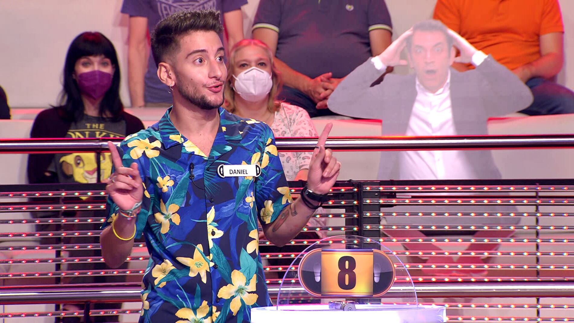 &iexcl;Una chirigota como carta de presentaci&oacute;n! Un concursante se lleva los &lsquo;ol&eacute;s&rsquo; del p&uacute;blico de &lsquo;&iexcl;Ahora caigo!&rsquo;