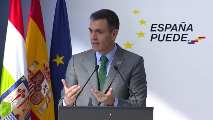  Pedro S&aacute;nchez anuncia que "una parte muy sustancial de la poblaci&oacute;n espa&ntilde;ola" ser&aacute; vacunada en el primer semestre de 2021