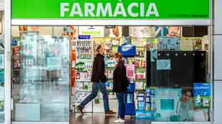 Farmacia Un ladrón se arrepiente y devuelve los 7.500 euros que había robado en una farmacia: "He hecho una tontería"