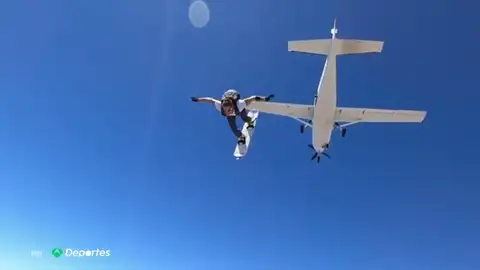 Skysurfing Skysurfing