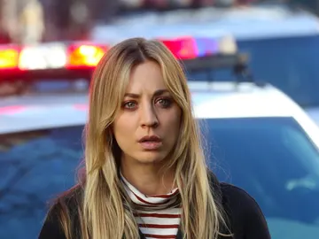 Kaley Cuoco en 'The Flight Attendant' Kaley Cuoco en 'The Flight Attendant'