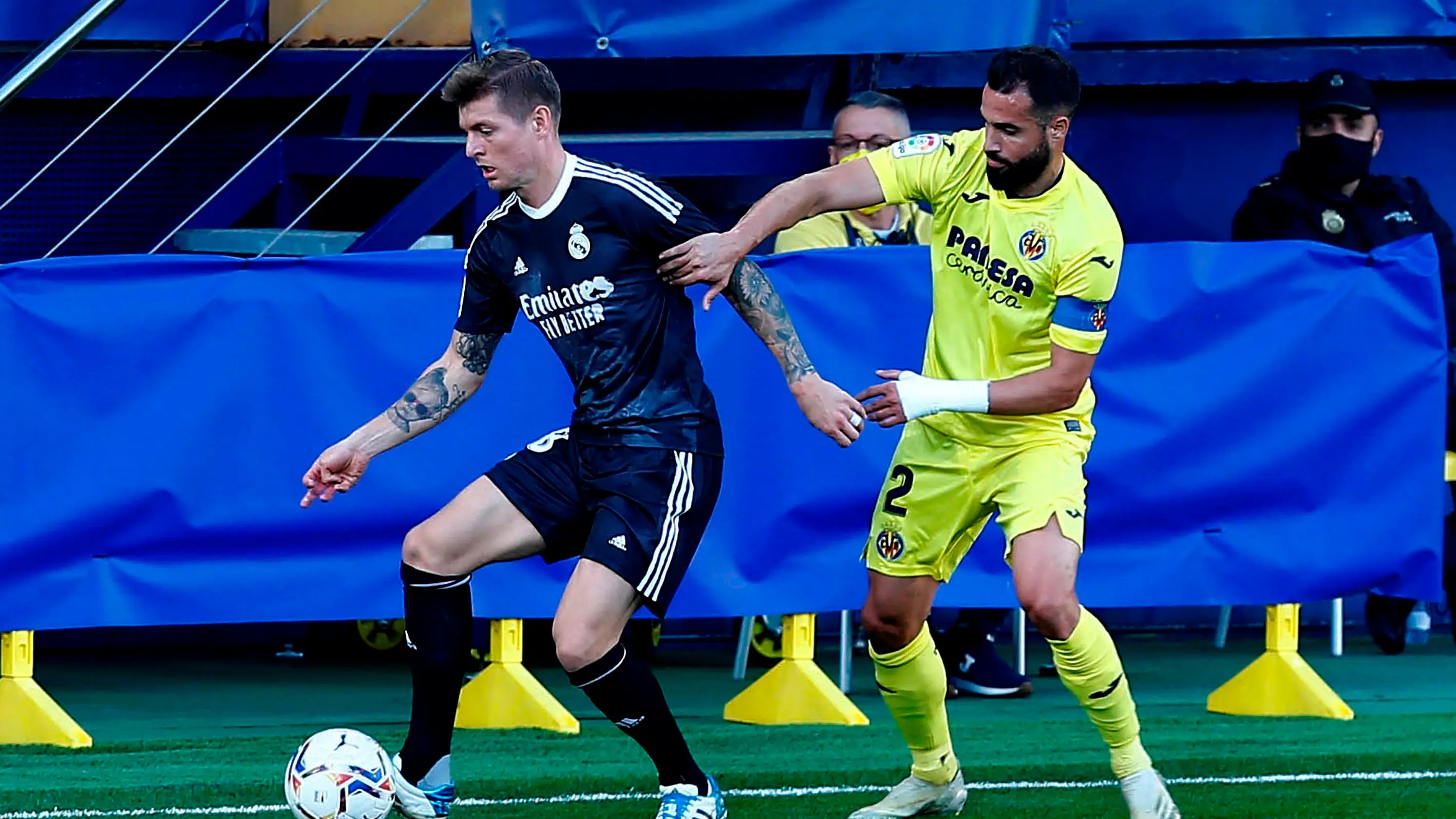 Kroos controla el balón ante el Villarreal Kroos controla el balón ante el Villarreal