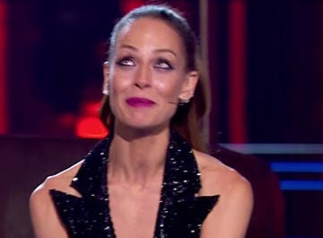  Eva González se rompe en 'La Voz' con la canción que le traslada a su infancia