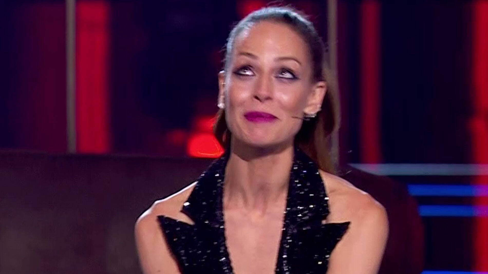  Eva Gonz&aacute;lez se rompe en 'La Voz' con la canci&oacute;n que le traslada a su infancia