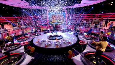 Del 'Bella Ciao' a 'El rey león' pasando por un fallo garrafal en '¡Ahora caigo! 2.000, El Musical': ¡Un fiestón con karaoke para hacer historia!