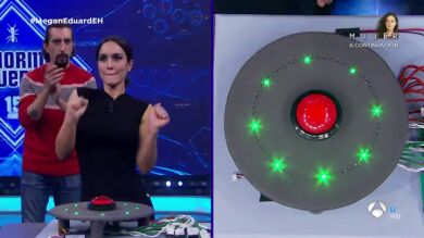 Marron pone a prueba la velocidad de reacción cerebral de Megan Montaner y Eduard Fernández