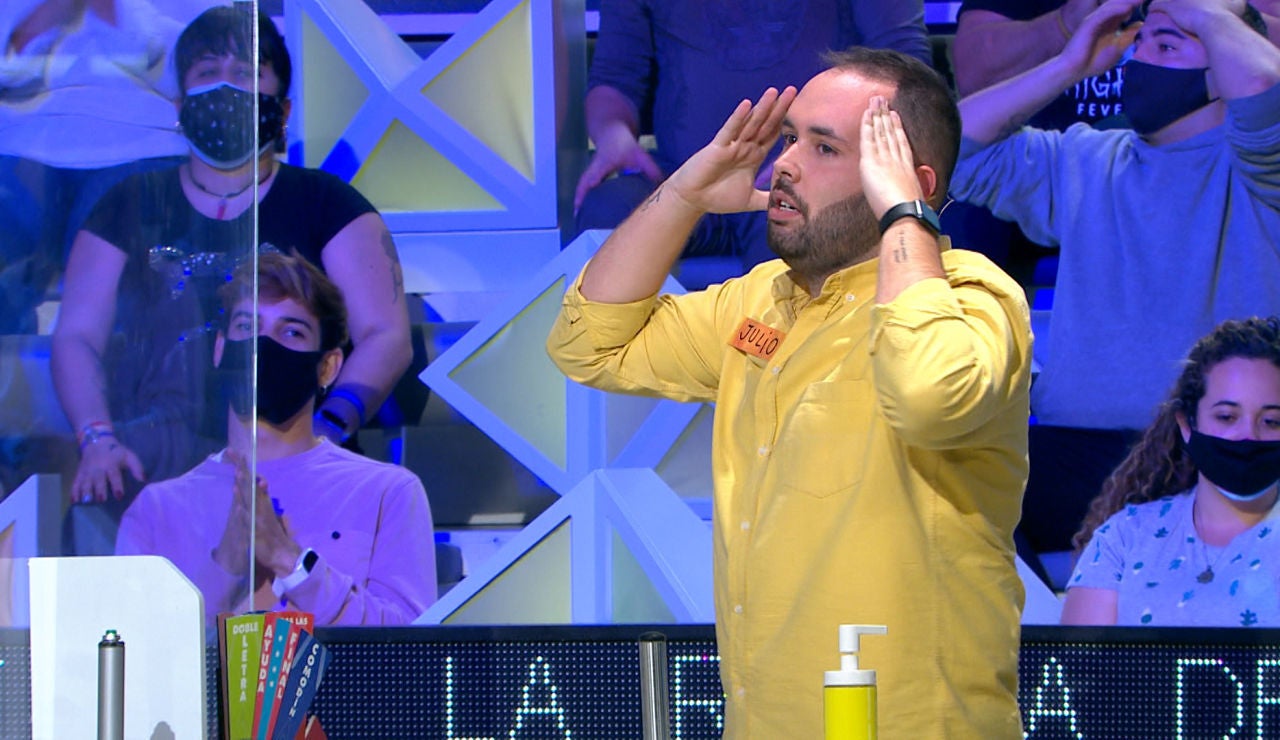 El susto de infarto de un concursante de ‘La ruleta de la suerte’: “A ver si voy a ser una ONG” El susto de infarto de un concursante de ‘La ruleta de la suerte’: “A ver si voy a ser una ONG”