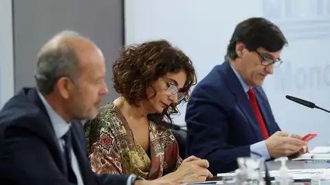 Campo, Illa y María Jesús Montero Campo, Illa y María Jesús Montero