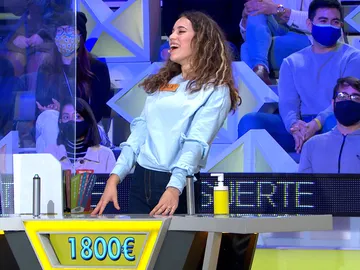 El dolor de una concursante de ‘La ruleta de la suerte’ al caer en la quiebra con un marcador de escándalo: “¡Duele, eh!” El dolor de una concursante de ‘La ruleta de la suerte’ al caer en la quiebra con un marcador de escándalo: “¡Duele, eh!”