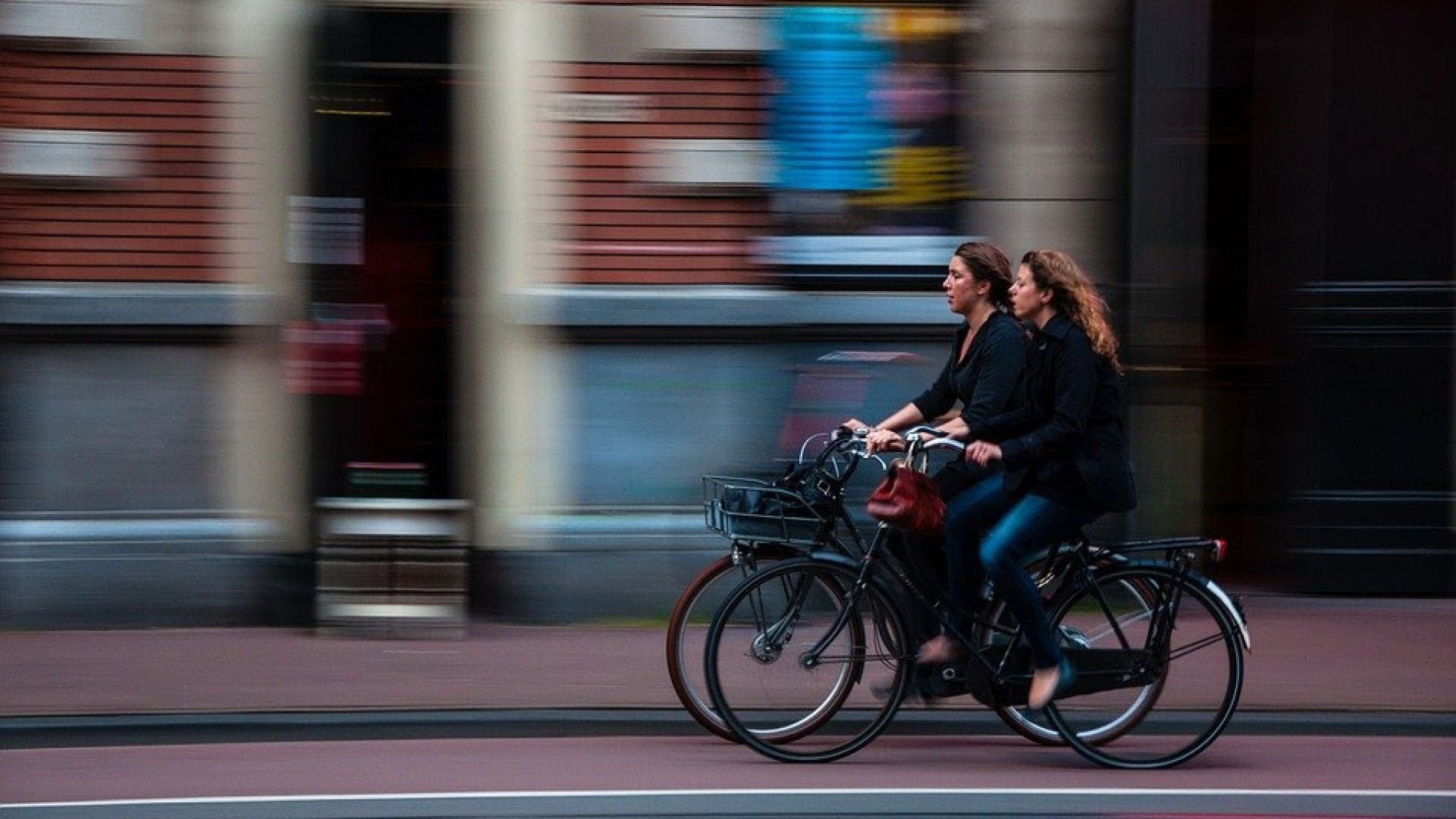 Con la pandemia, el uso de la bicicleta se est&aacute; extendiendo por las ciudades