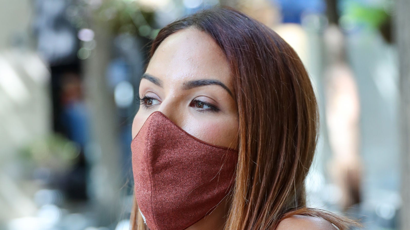 Tamara Gorro sale en defensa de su hijo Antonio por llevar vestido