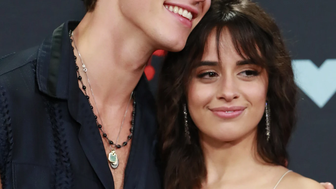 Shawn Mendes y Camila Cabello, en una entrega de premios Shawn Mendes y Camila Cabello, en una entrega de premios
