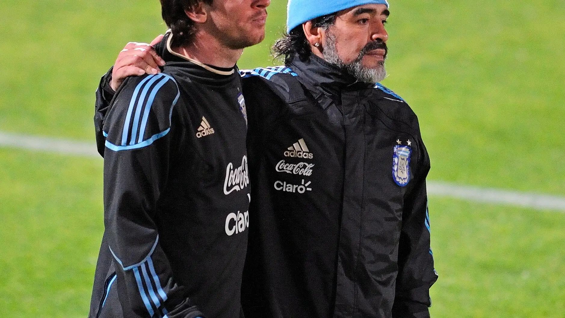 Maradona y Messi, en un entrenamiento de la selecci&oacute;n argentina en 2010