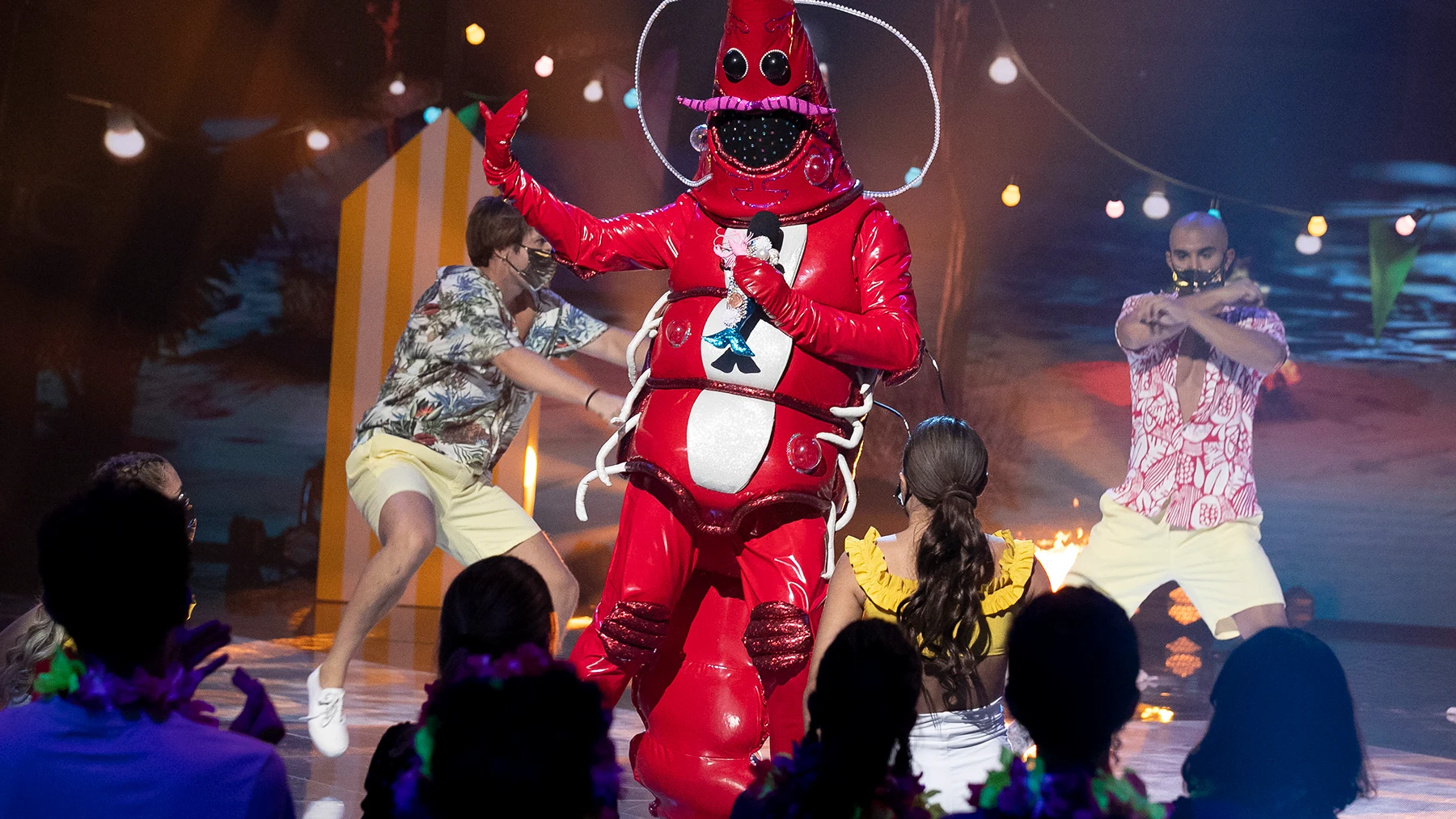 La Gamba levanta el ánimo en ‘Mask Singer’ con ‘Vente Pa’ Cá’ de Ricky Martin