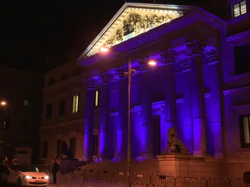 El Congreso iluminado de morado por el Día Internacional para la Eliminación de la Violencia contra la Mujer El Congreso iluminado de morado por el Día Internacional para la Eliminación de la Violencia contra la Mujer