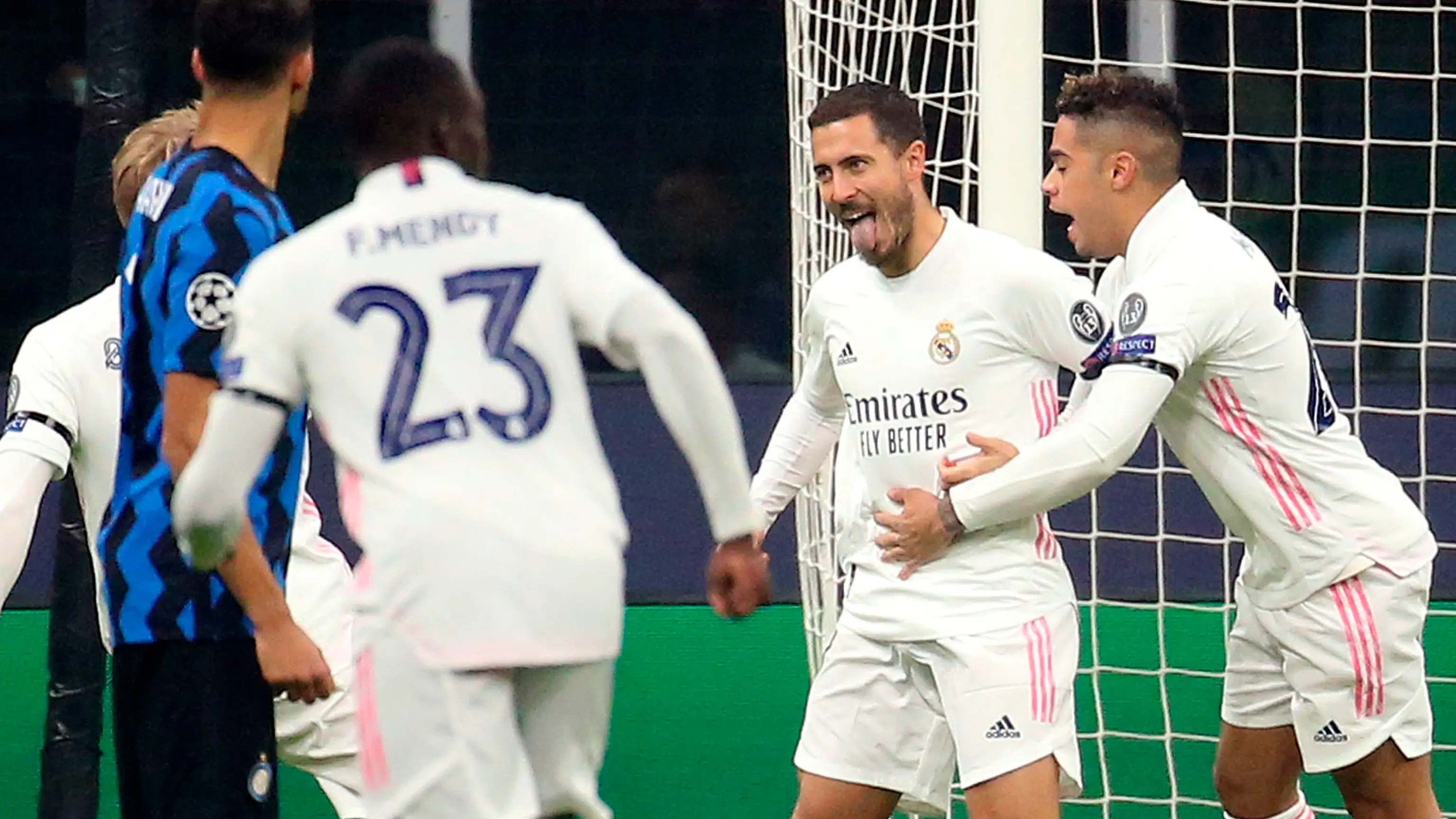 Hazard celebra su gol ante el Inter de Milán Hazard celebra su gol ante el Inter de Milán