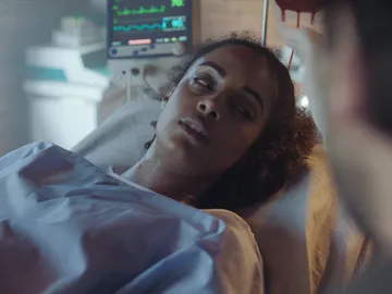 ¡Un milagro! Julia logra salvarle la vida a Manuela con su sangre ¡Un milagro! Julia logra salvarle la vida a Manuela con su sangre