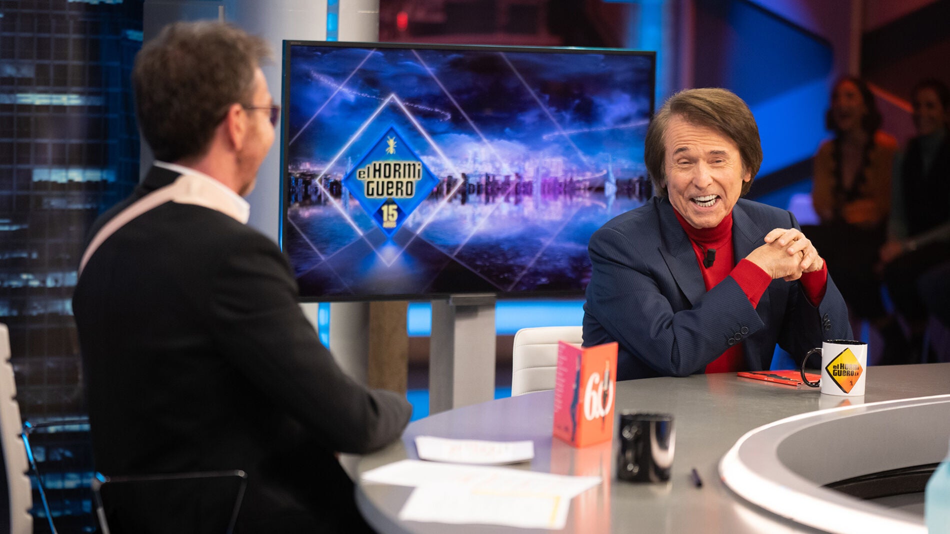 ¿Qué cualidades tiene que tener una pareja para durar en el tiempo? Raphael contesta tras 50 años al lado de su mujer, Natalia