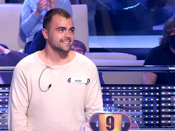 Jaque mate por un doloroso fallo: Arturo Valls hasta le canta la respuesta al concursante Jaque mate por un doloroso fallo: Arturo Valls hasta le canta la respuesta al concursante