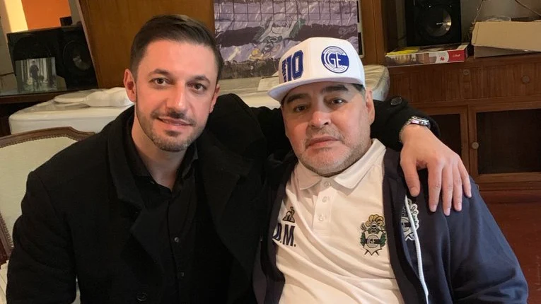 El abogado de Maradona pide que se investigue su muerte por la "criminal idiotez" en la tardanza de las ambulancias