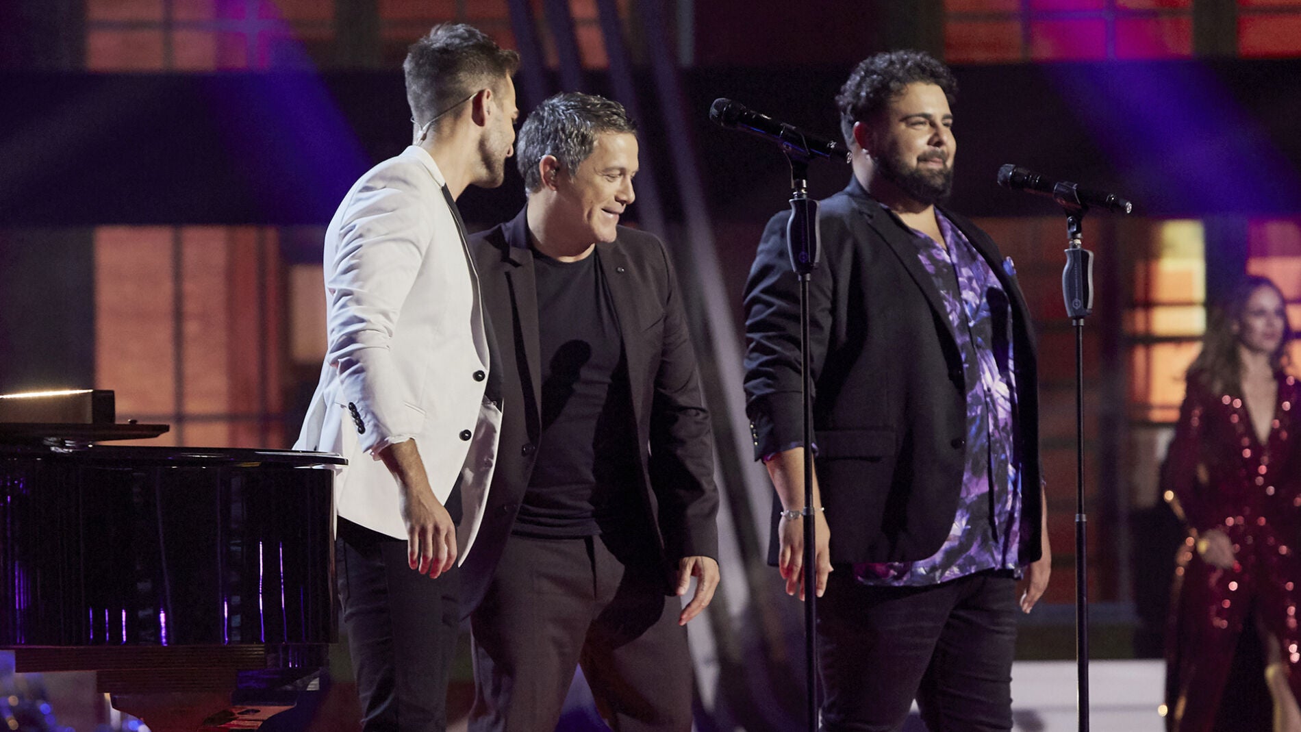 Alejandro Sanz, Adam Ainouz y Rafael Ruiz cantan &lsquo;Viviendo deprisa&rsquo; en la Semifinal de &lsquo;La Voz&rsquo;