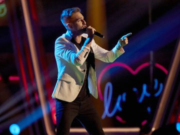 Adam Ainouz canta ‘Piano man’ en la Semifinal de ‘La Voz’