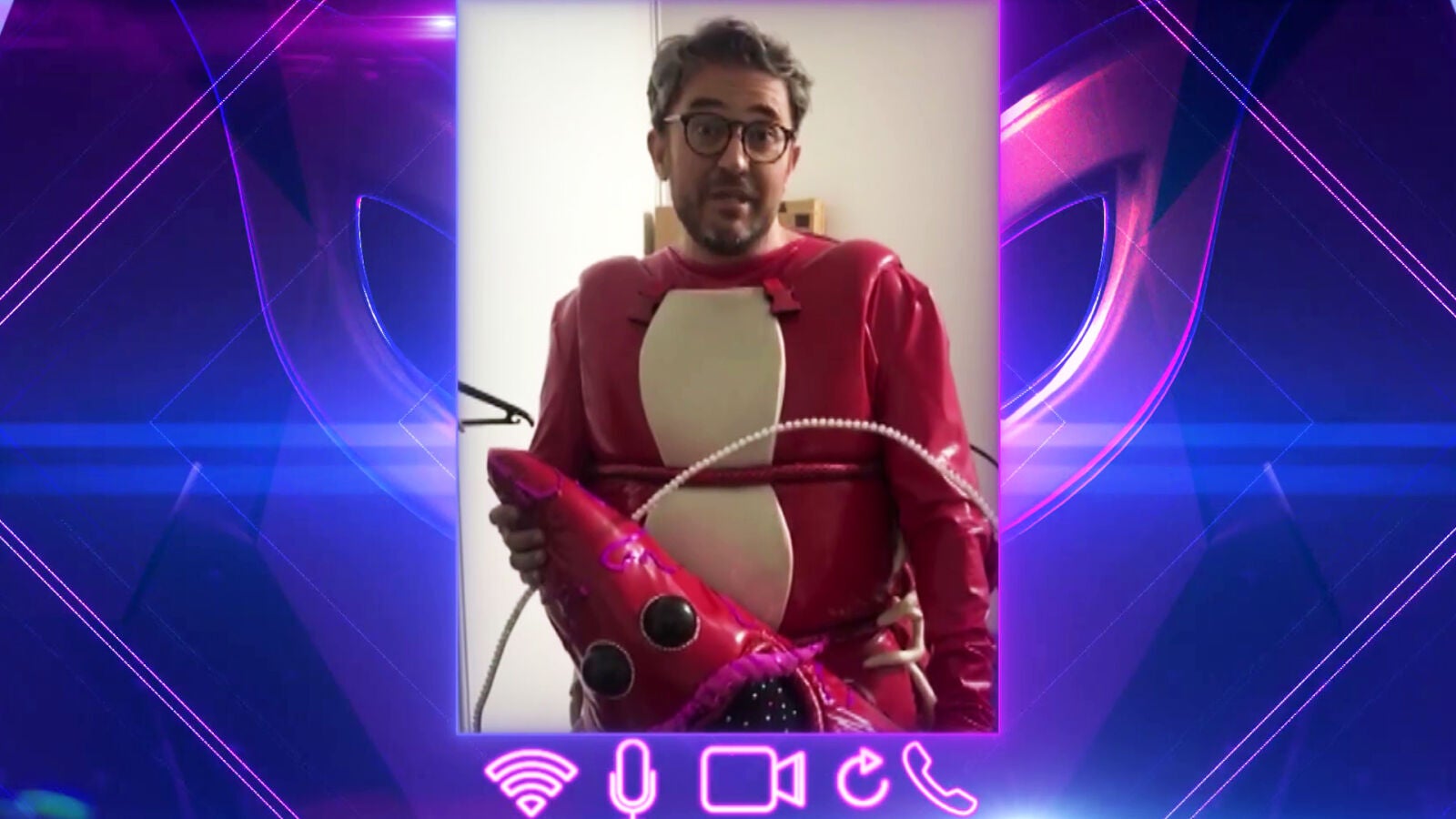 Máximo Huerta revela en exclusiva la cara menos amable de su participación como la Gamba en 'Mask Singer'