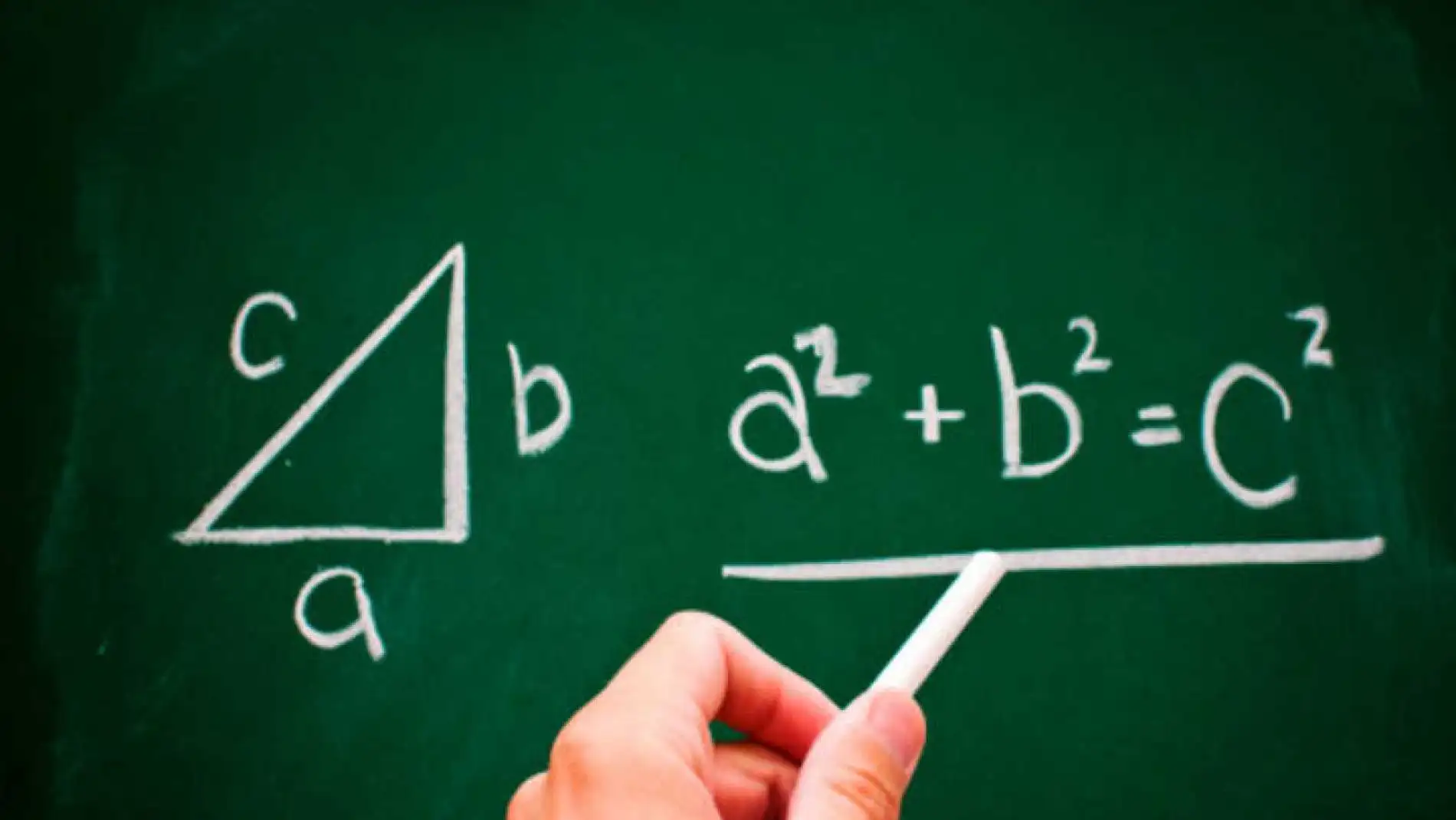 alta de prestigio social y precariedad: Así es el mundo laboral de los profesores de Matemáticas alta de prestigio social y precariedad: Así es el mundo laboral de los profesores de Matemáticas