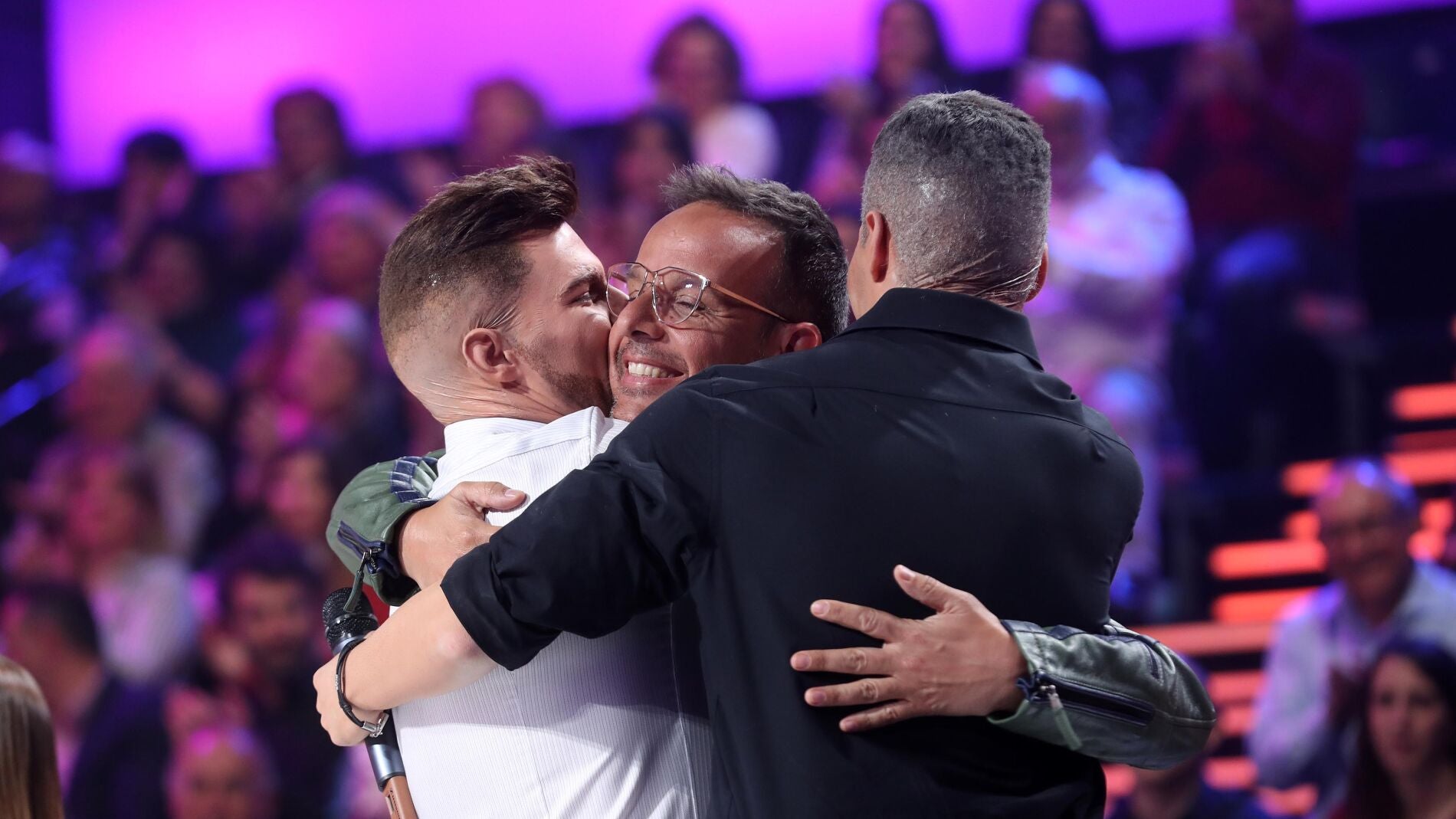 Gemeliers se emocionan con las bonitas palabras de &Agrave;ngel Ll&agrave;cer: &ldquo;Aqu&iacute; ten&eacute;is un amigo para siempre&rdquo;