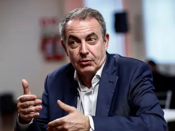 A3 Noticias 1 (30-11-20) José Luis Rodríguez Zapatero aconseja a Pedro Sánchez desoír a Felipe González y Alfonso Guerra: "El ruido no confunde" A3 Noticias 1 (30-11-20) José Luis Rodríguez Zapatero aconseja a Pedro Sánchez desoír a Felipe González y Alfonso Guerra: "El ruido no confunde"