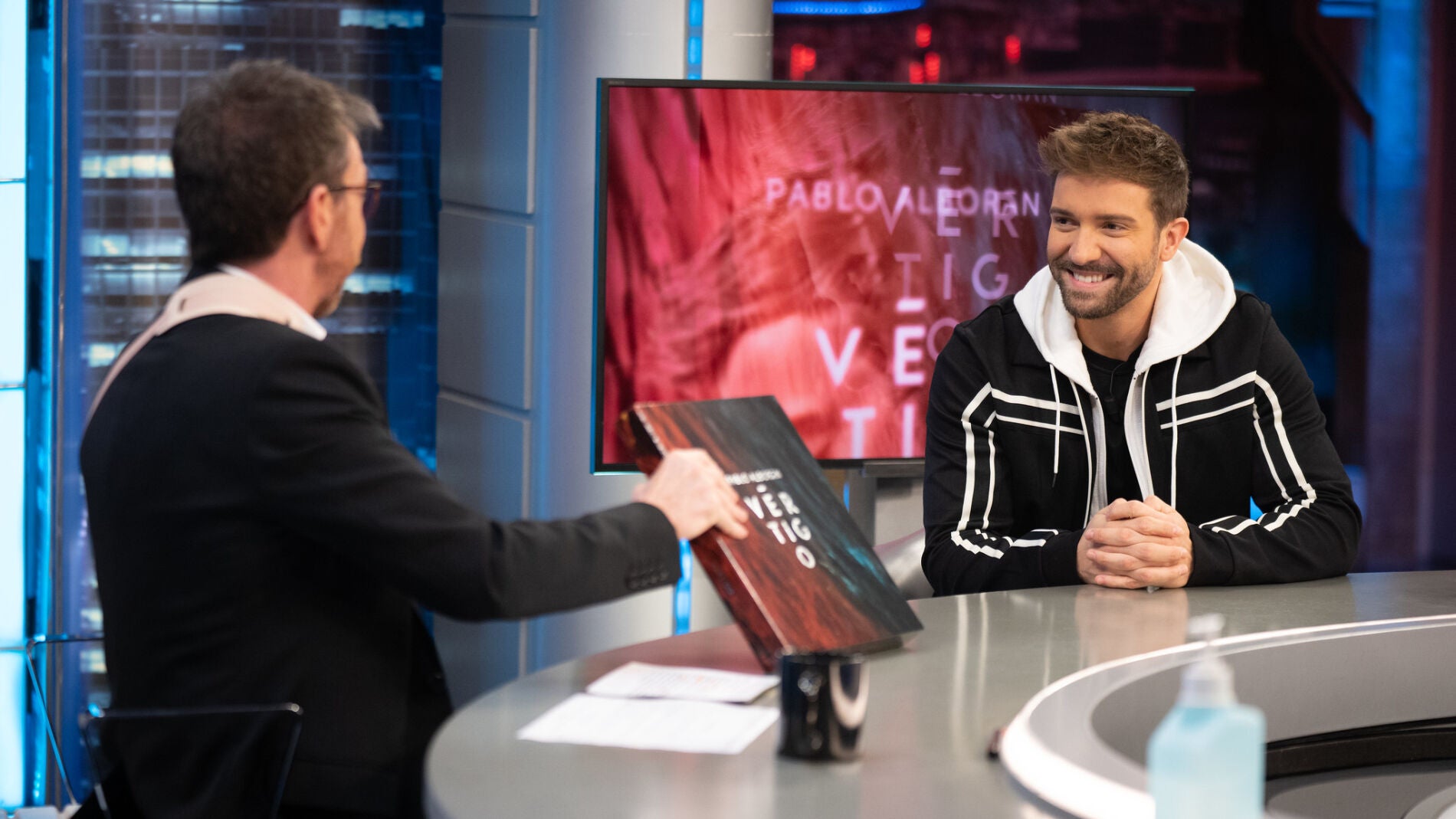 Pablo Motos recrea la divertida versi&oacute;n de Pablo Albor&aacute;n si uno de los audios de su vida se hiciese realidad