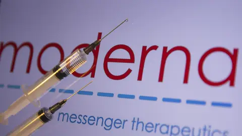 Moderna solicita autorización para su vacuna de coronavirus: ¿Y ahora qué? ¿Cuándo se distribuye en Europa? Moderna solicita autorización para su vacuna de coronavirus: ¿Y ahora qué? ¿Cuándo se distribuye en Europa?