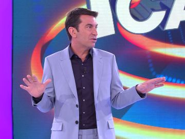 La genial idea de Arturo Valls para saber cuándo una persona se ríe debajo de las mascarillas