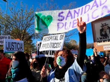 Protestas frente el hospital Isabel Zendal 