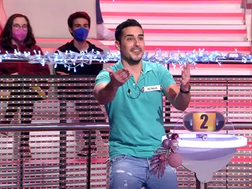 ¡Vaya show! Petrus se gana el público de ‘¡Ahora caigo!’ con la peor poesía romántica de la historia ¡Vaya show! Petrus se gana el público de ‘¡Ahora caigo!’ con la peor poesía romántica de la historia