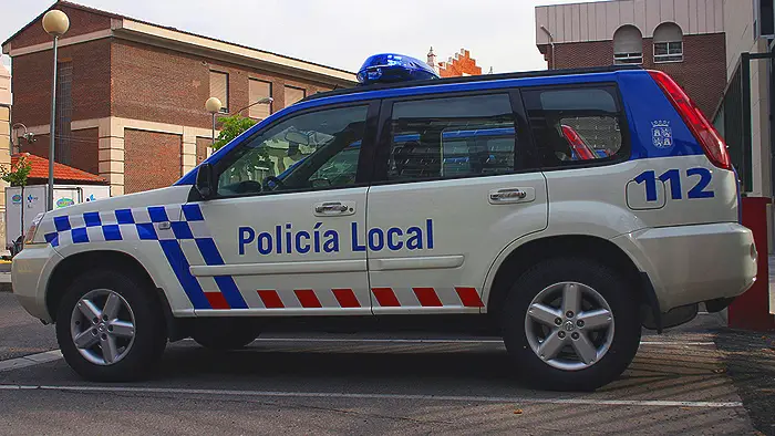 Vehículo de la policía local de Benavente Vehículo de la policía local de Benavente