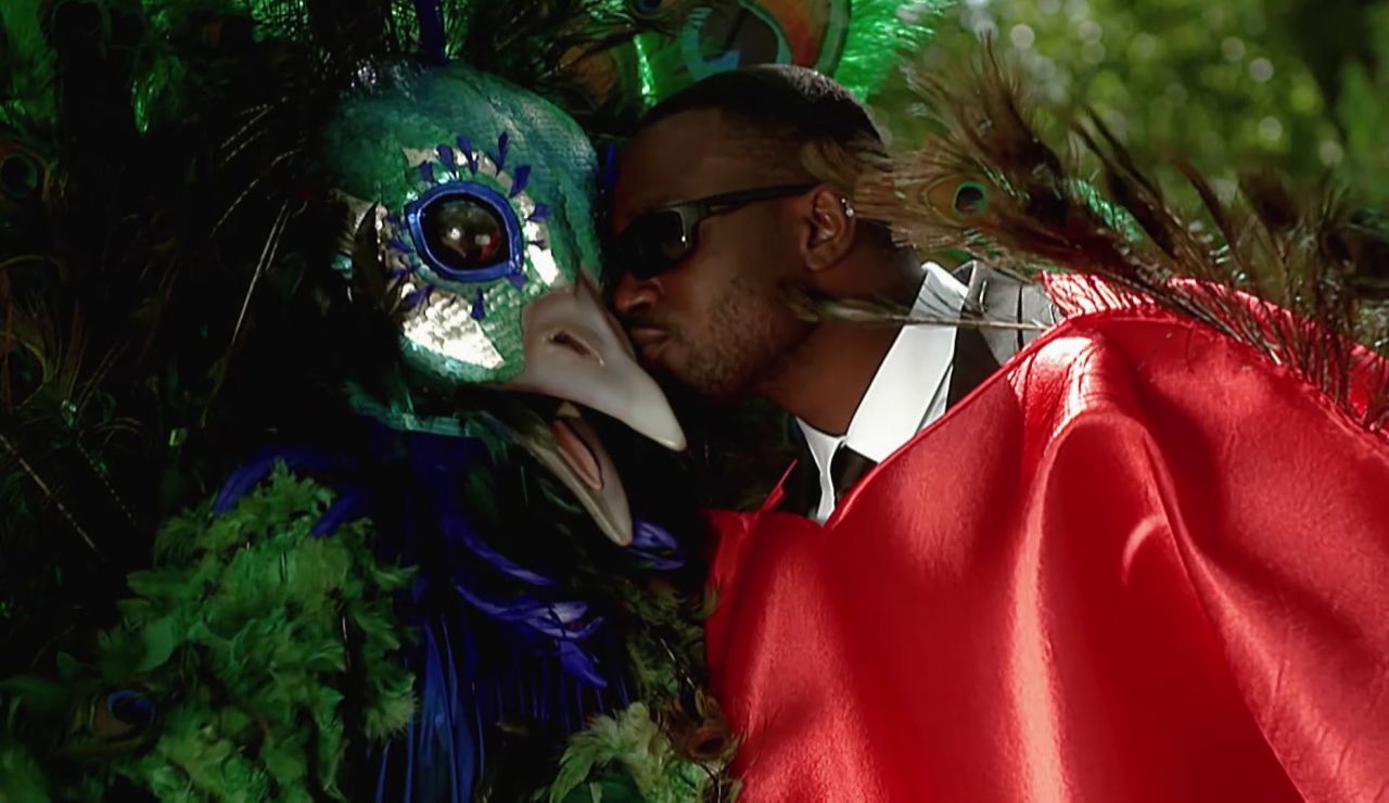 El Pavo Real se pone rom&aacute;ntico en sus pistas: &ldquo;Soy un afortunado en la vida, tengo a la mejor pareja del mundo&rdquo;