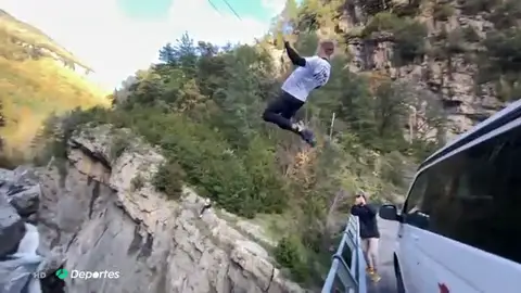 Un youtuber se salta el confinamiento y otras restricciones para grabar estas espectaculares imágenes en el Parque Nacional de Ordesa Un youtuber se salta el confinamiento y otras restricciones para grabar estas espectaculares imágenes en el Parque Nacional de Ordesa