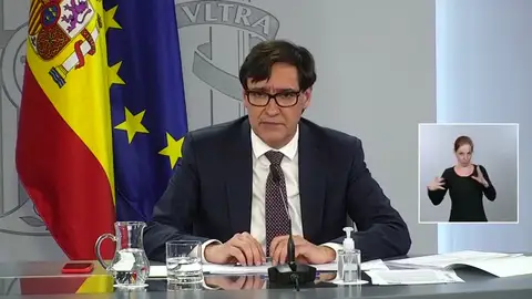 Salvador Illa señala que "se mantiene el plan de Navidad pero las CCAA pueden limitar los viajes y reuniones" Salvador Illa señala que "se mantiene el plan de Navidad pero las CCAA pueden limitar los viajes y reuniones"