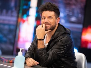 Cantar desnudo encima de un escenario: Pablo López desvela su pesadilla más recurrente en 'El Hormiguero 3.0'