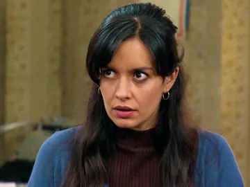 Loreto se niega a la desesperada petición de Cristina y Manolita: "La policía nunca cree a las prostitutas" Loreto se niega a la desesperada petición de Cristina y Manolita: "La policía nunca cree a las prostitutas"