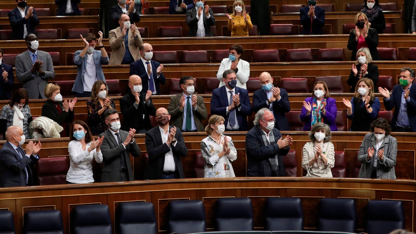 El Congreso aprueba con 198 votos a favor la ley de eutanasia