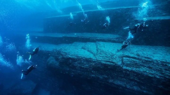 Yonaguni, la Atlántida de Japón cuyas ruinas guardan un misterio de 12.000 años Yonaguni, la Atlántida de Japón cuyas ruinas guardan un misterio de 12.000 años