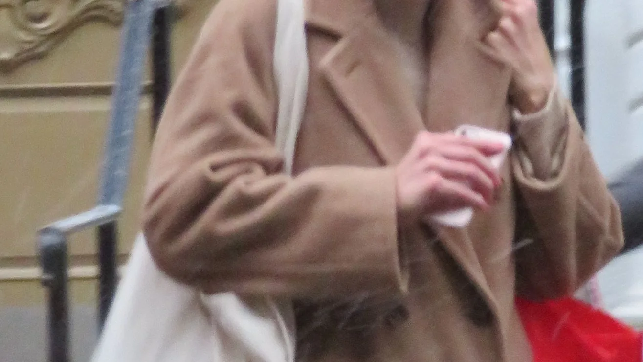 Katie Holmes Katie Holmes