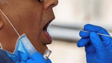 Un estudio de 'The Lancet' concluye que la tasa de mortalidad del coronavirus es tres veces más alta que la de la gripe 