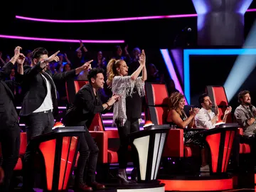 El resumen de equipos tras la primera Semifinal de ‘La Voz Senior’: las duras decisiones de Antonio Orozco y Pastora Soler El resumen de equipos tras la primera Semifinal de ‘La Voz Senior’: las duras decisiones de Antonio Orozco y Pastora Soler